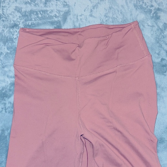 Mauve Activewear Leggings - Scrunchy Butt - Picture 3 of 3
